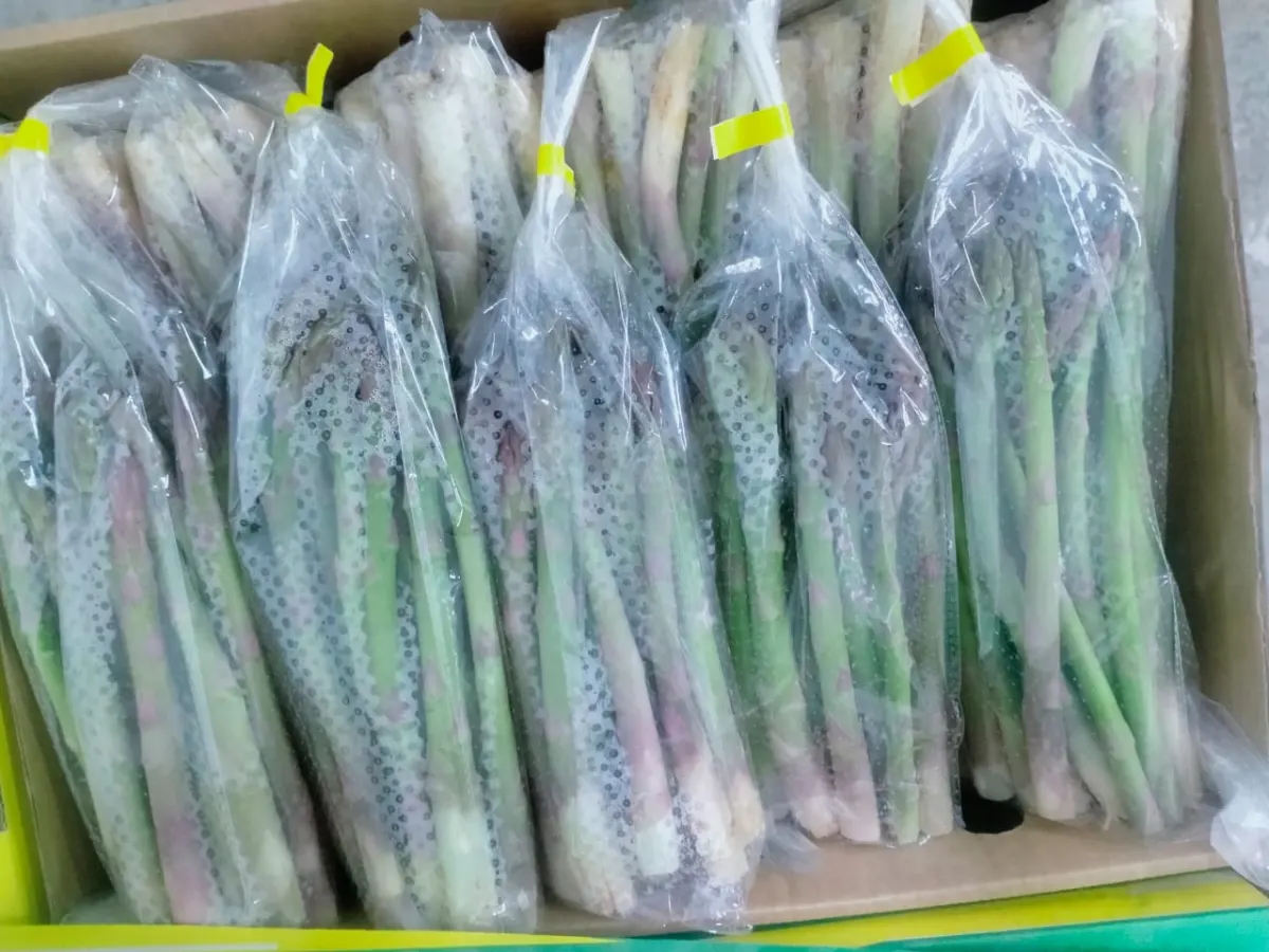 Packaged asparagus